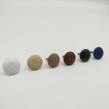 Clous imitation cuir Nervur� � 13mm