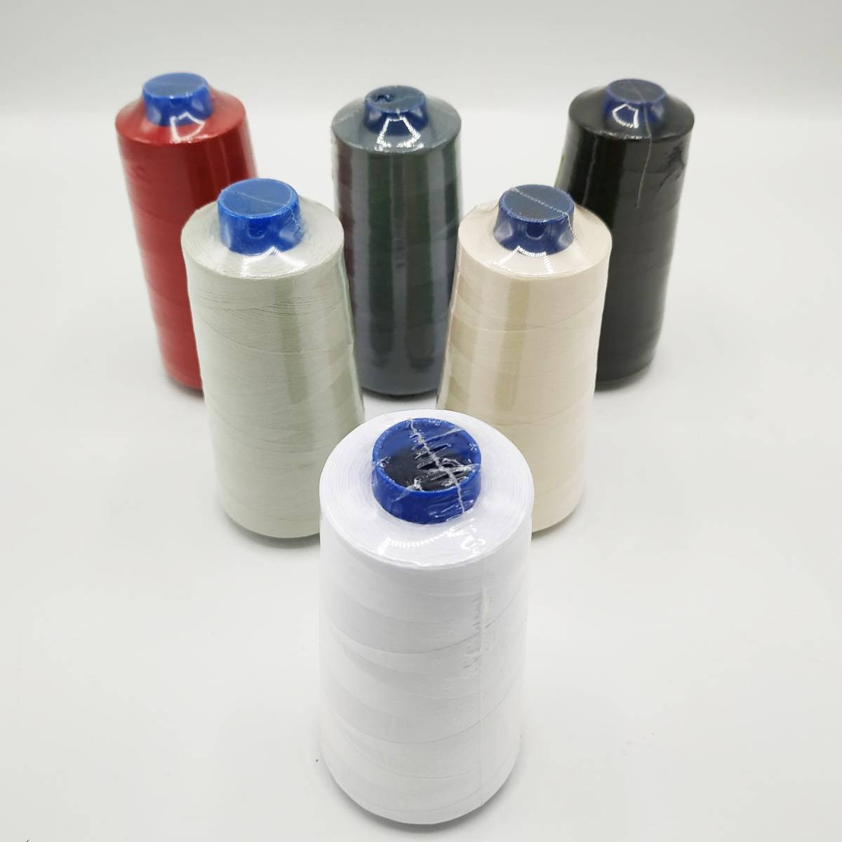 Bobine de fil 100% polyester 120/2 - 2500 mètres