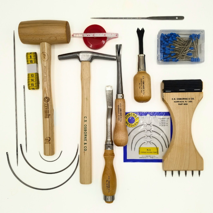 Kit outils tapissiers pour apprentis ou débutants
